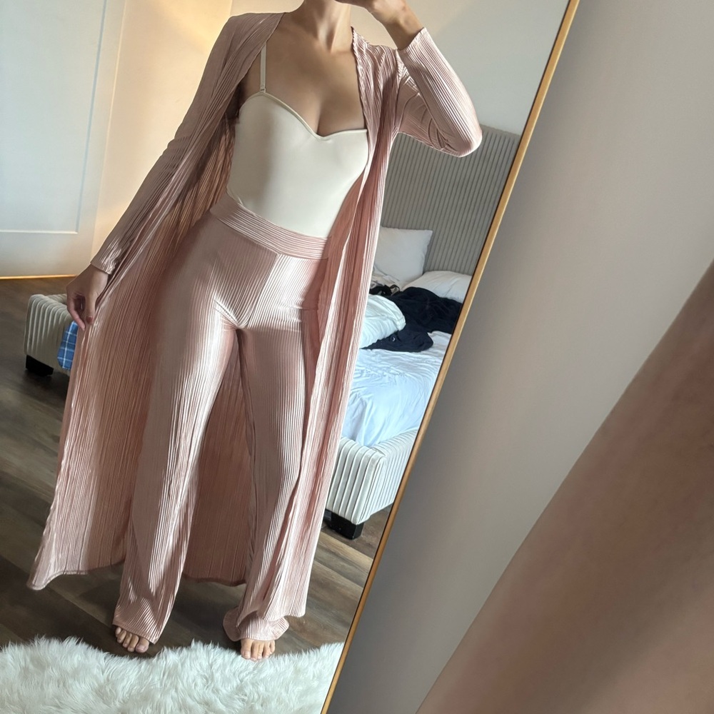Jluxlabel 3 piece set. Only been worn once! All three pieces are a size small.